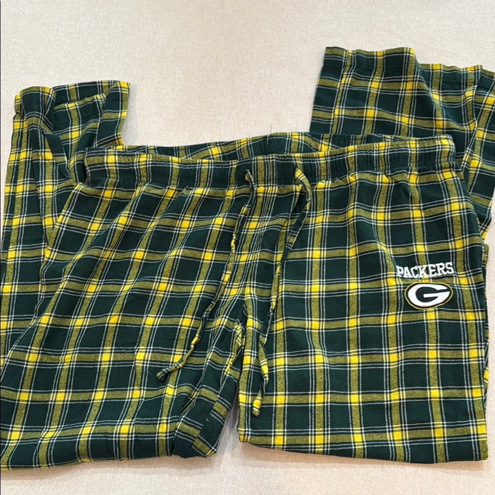 NFL Green Bay Packers Green and Yellow Plaid  Pajamas with Elastic Waistband - Picture 3 of 6